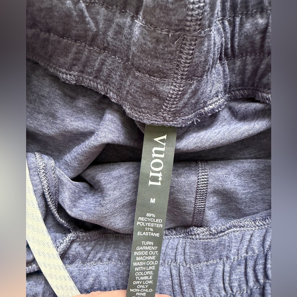 Like new Vuori performance jogger pants LONG medium in cosmic heather - Picture 2 of 3